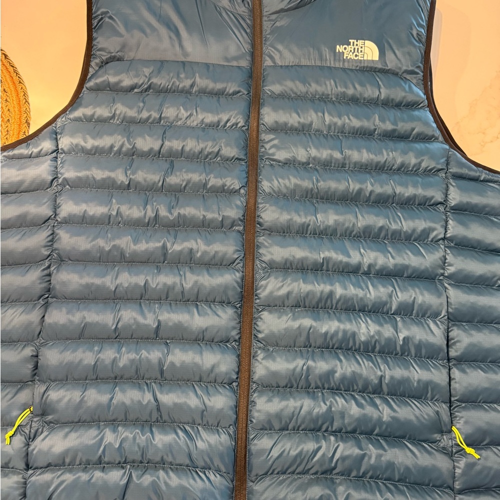 The North Face Teal Puffer Vest NWT size XXL